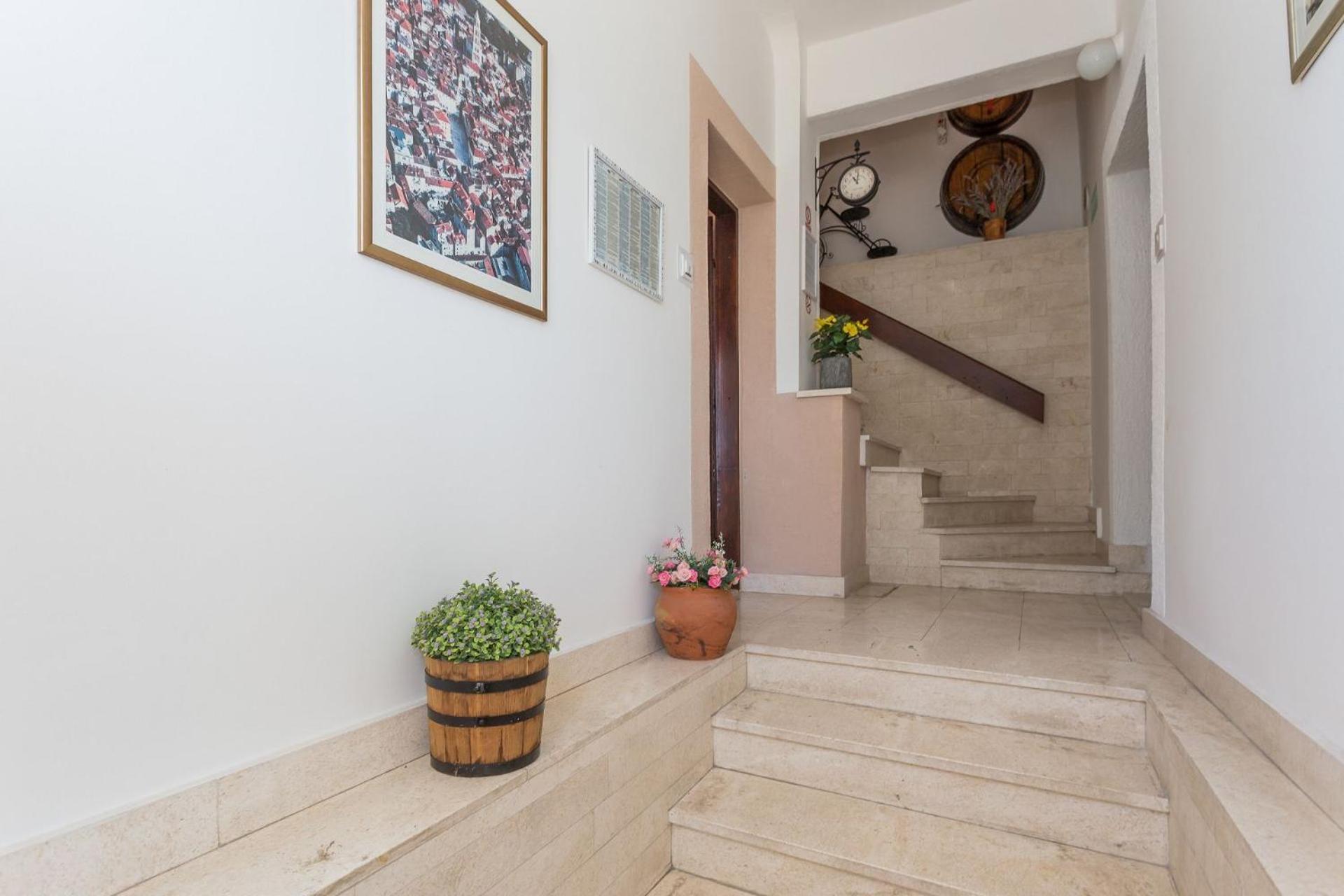 Apartments Verica - 15 M From Beach Krilo Dış mekan fotoğraf