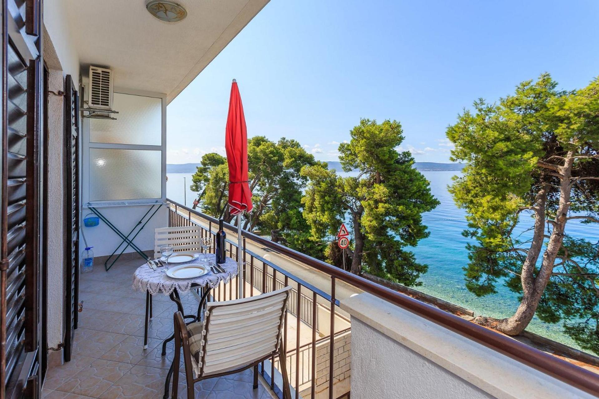 Apartments Verica - 15 M From Beach Krilo Dış mekan fotoğraf